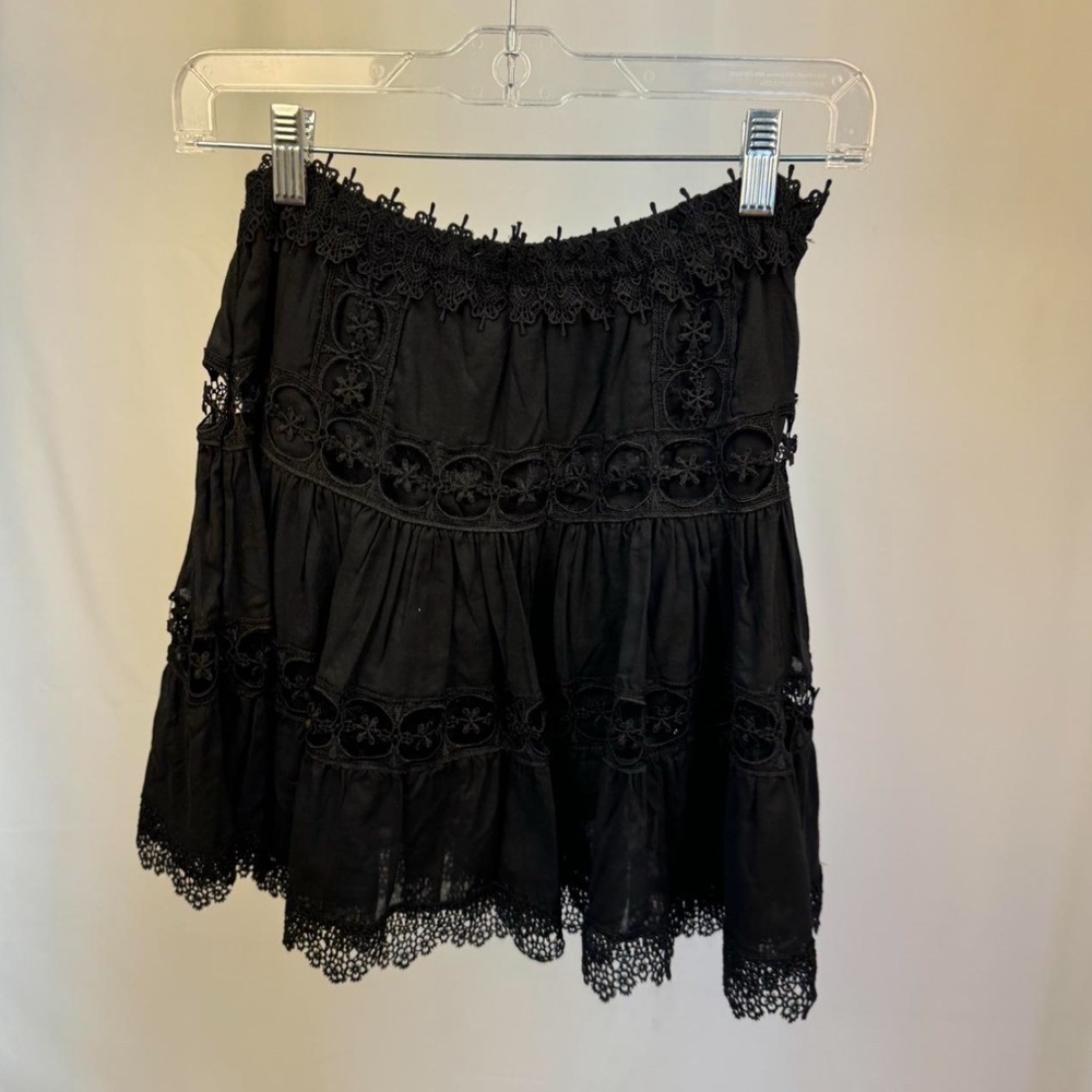 black lace skirt